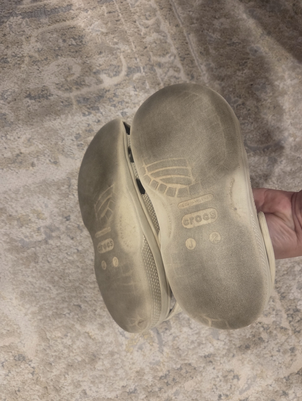 Size J2 Crocs In Bone - Picture 3 of 4